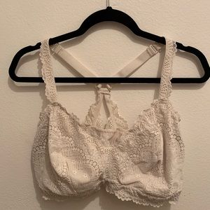 🌵Cream Racerback Bralette